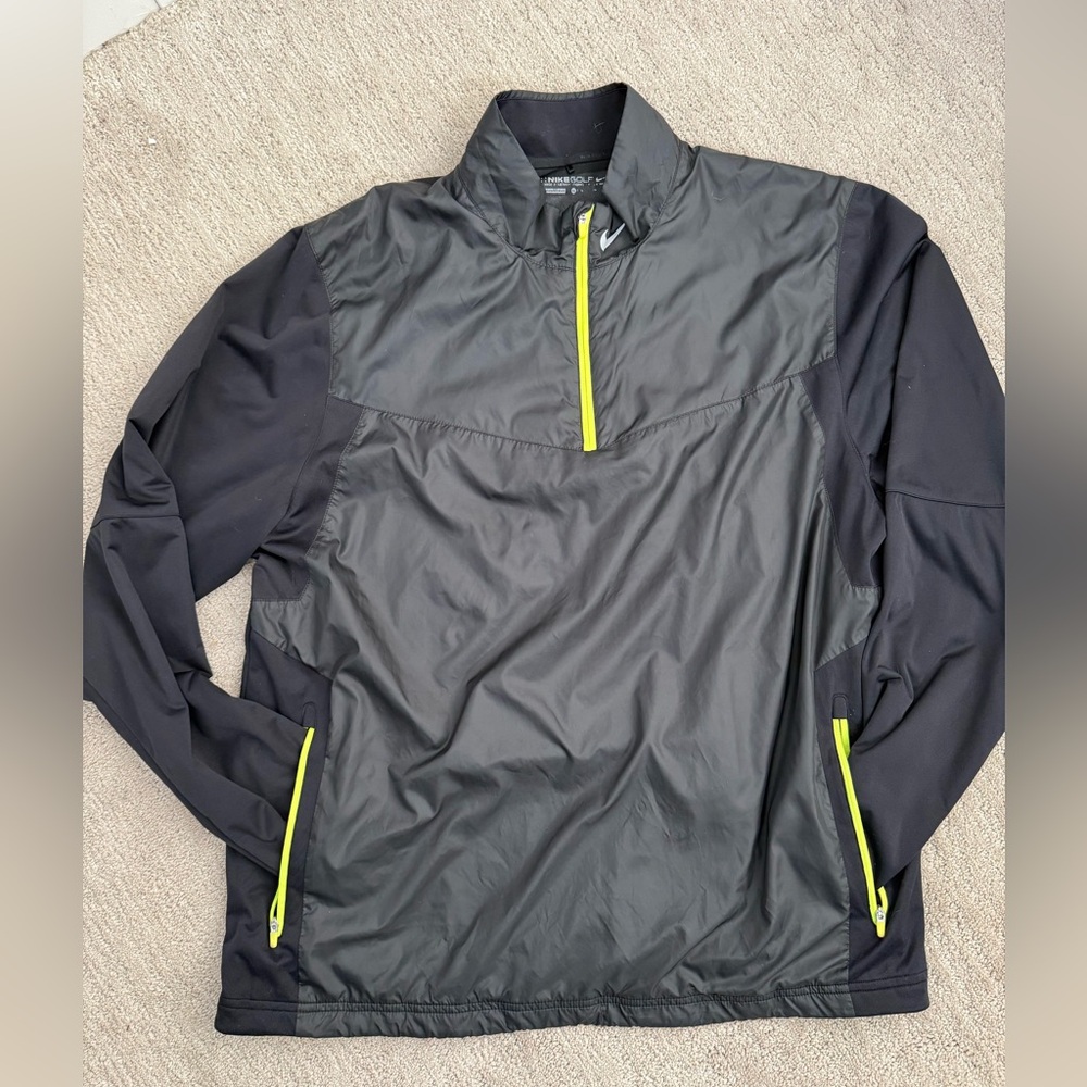 Nike Golf Men's Black 1/4 Zip Windbreaker Jacket